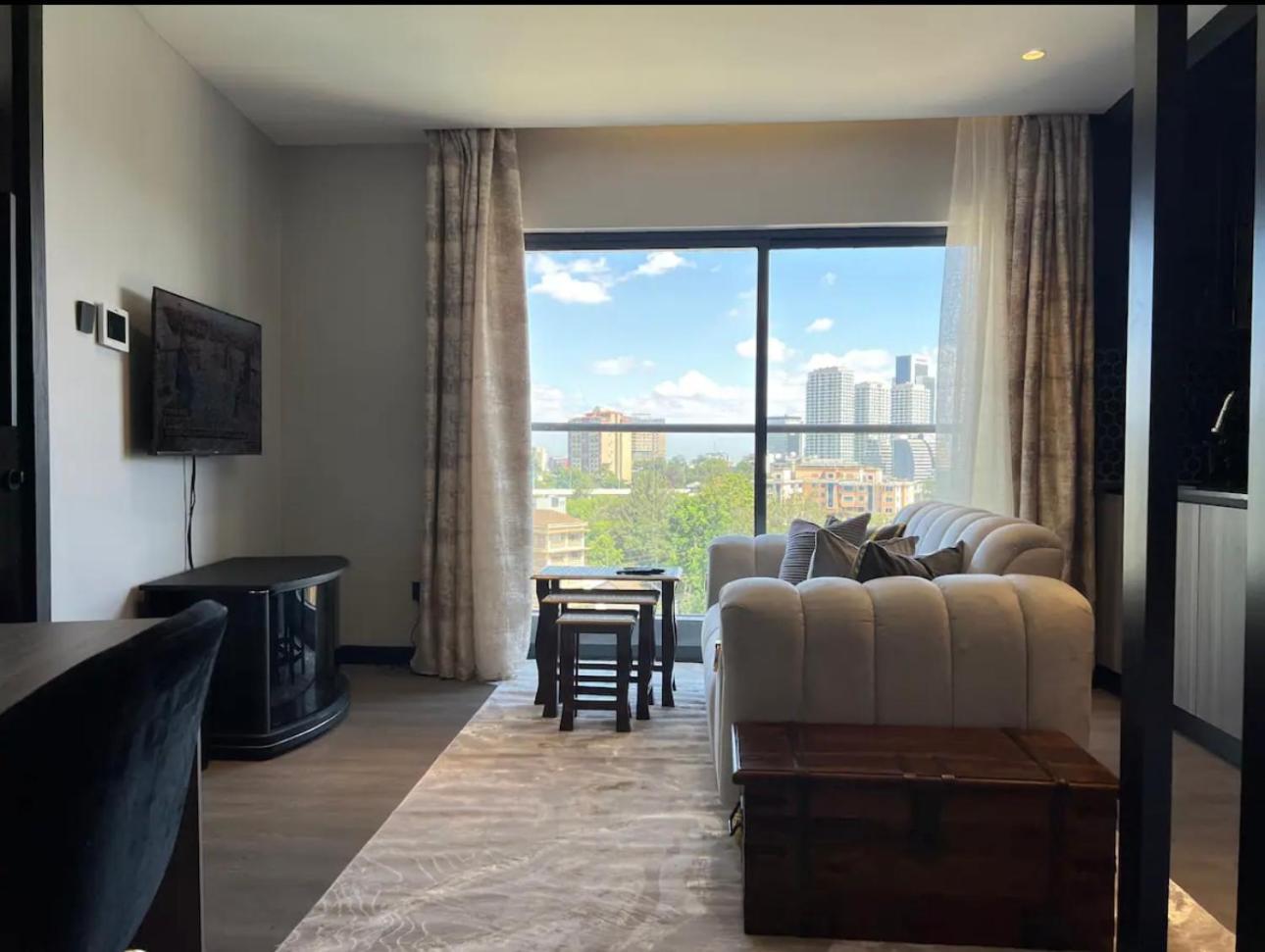 Apartment Chic & Cosy In Escada Nairobi